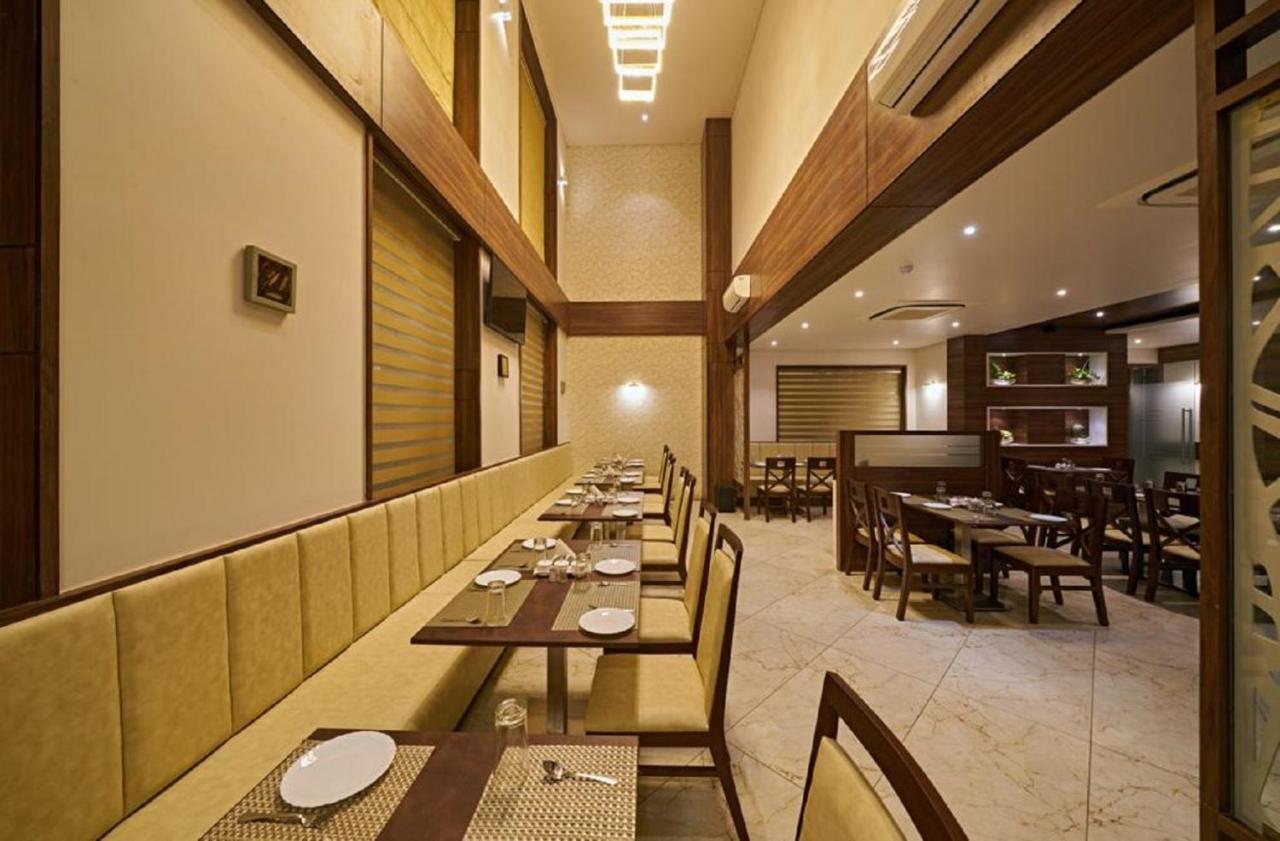 Hotel Shlok Kolhapur Dış mekan fotoğraf
