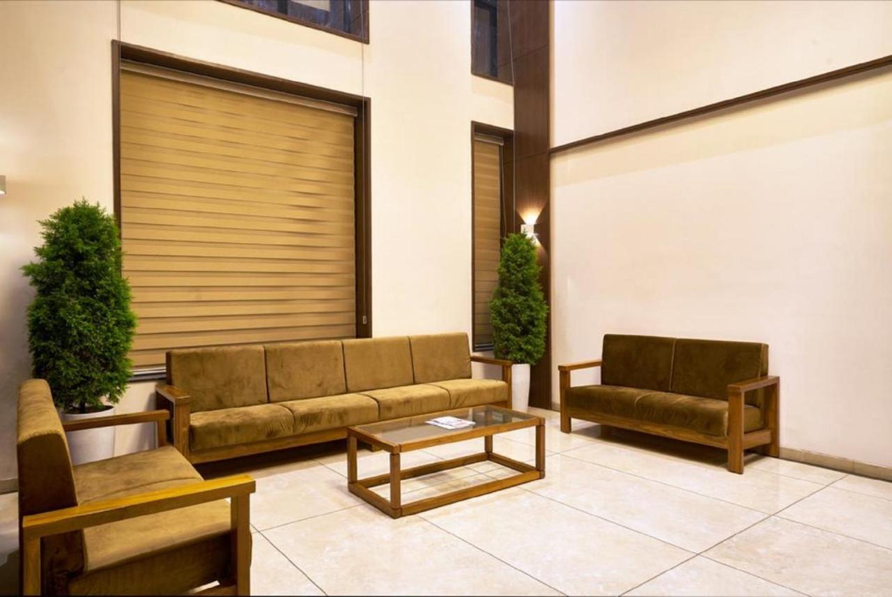 Hotel Shlok Kolhapur Dış mekan fotoğraf