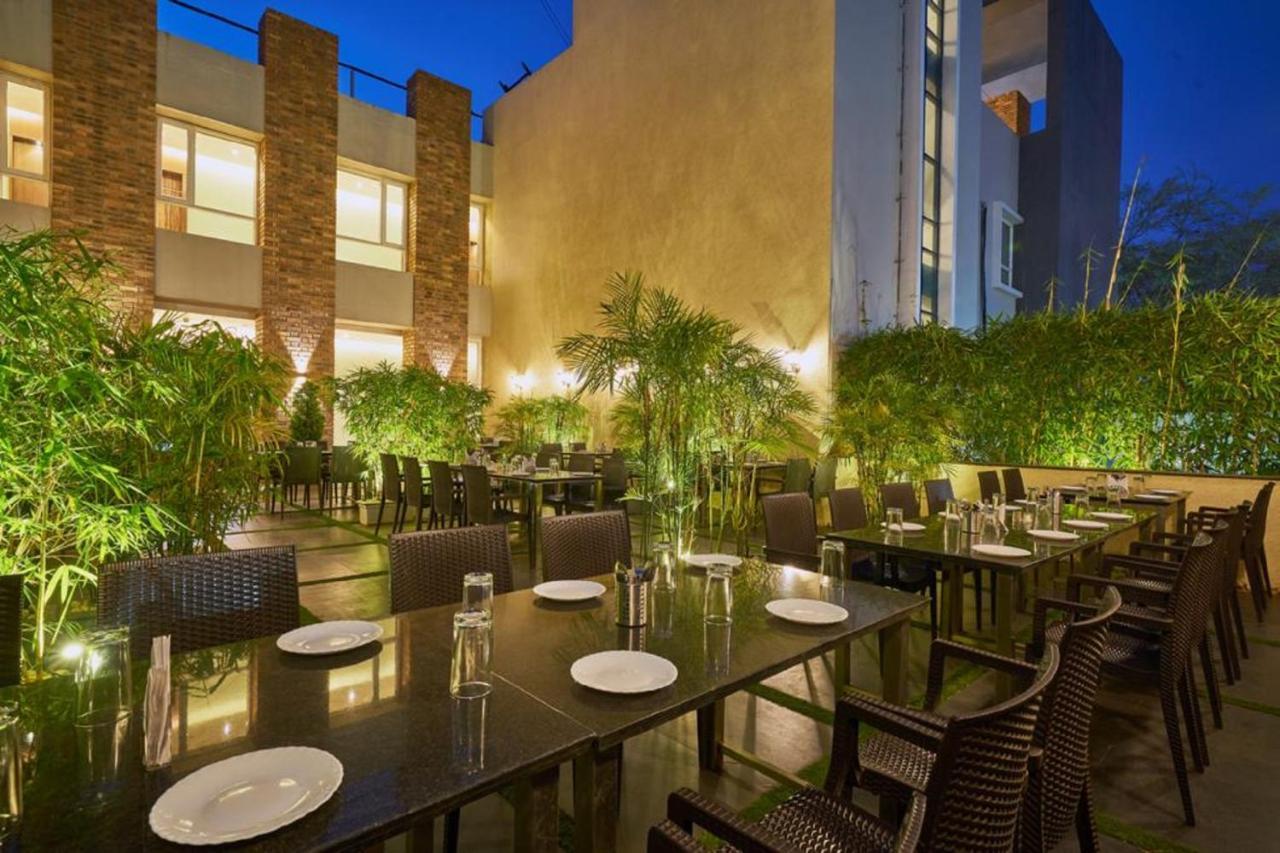 Hotel Shlok Kolhapur Dış mekan fotoğraf